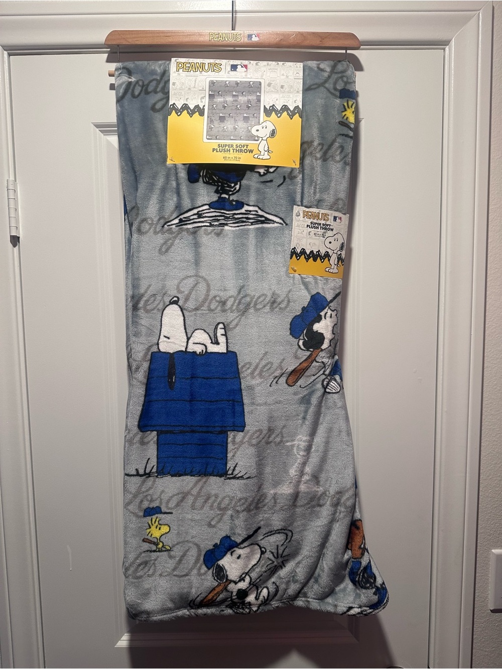 Peanuts Snoopy Los Angeles Dodgers Blanket